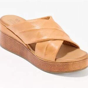 Spring Step Leather Crossover Wedge Slide Sandals‎ Kaiyah